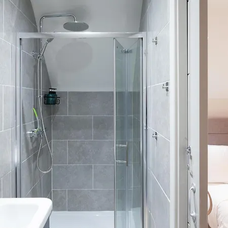 Apartman 3-bed - Walk To Station - Ideal For Groups & Long *