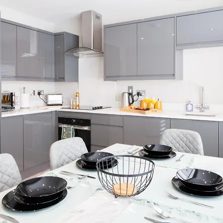 Apartman 3-bed - Walk To Station - Ideal For Groups & Long Leeds