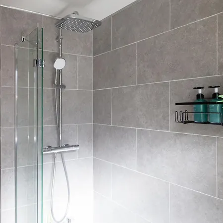 Apartmán 3-bed - Walk To Station - Ideal For Groups & Long Leeds (West Yorkshire)