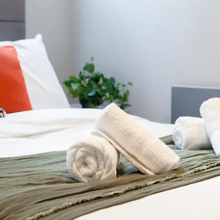 2-3 Bedroom Apartment- Long Term Rates- Contractors-professionals Апартаменты